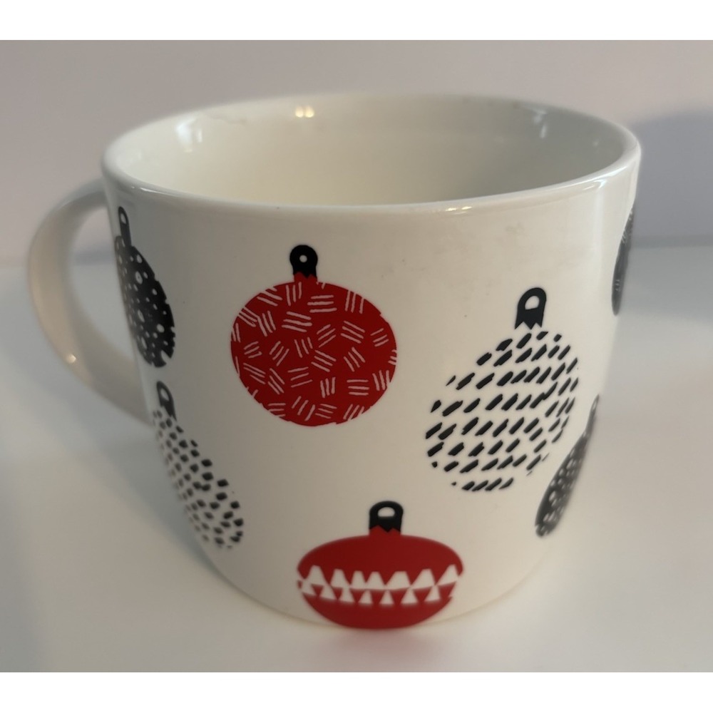 Starbucks Christmas Holiday 2016 Mug 16.9 Oz Red & White Ornaments Coffee Cup